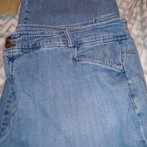 Womens Capri jeans
